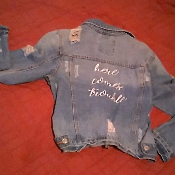 Jacket denim 💋 - Picture 2 of 4